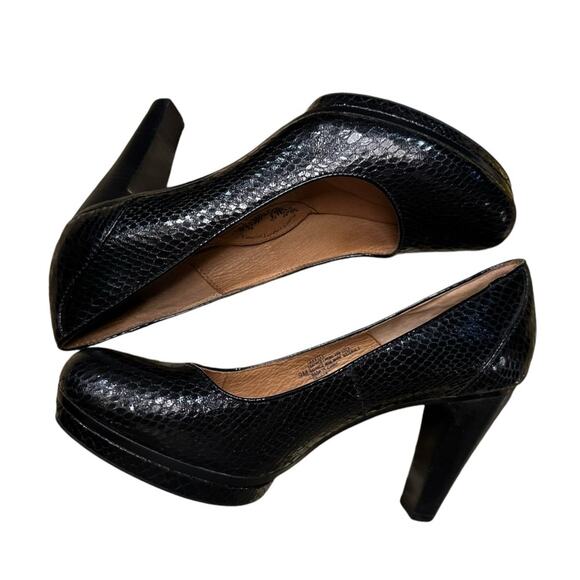Sofft Women’s Black Leather Snakeskin Print Pumps with small Platform Size 9 - Picture 12 of 12